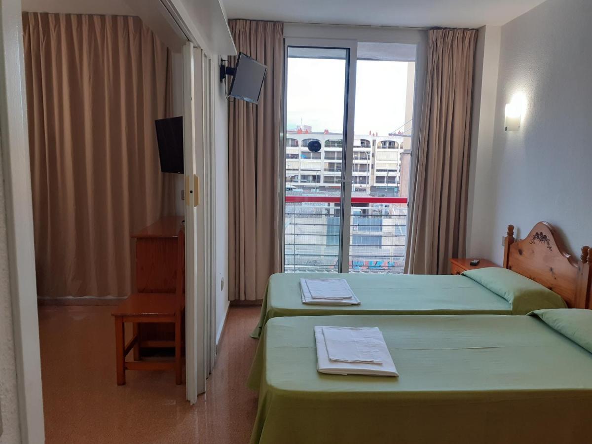 Apartaments Mar Blau Calella Ngoại thất bức ảnh